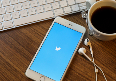 Twitter'a yaş sınırı geldi