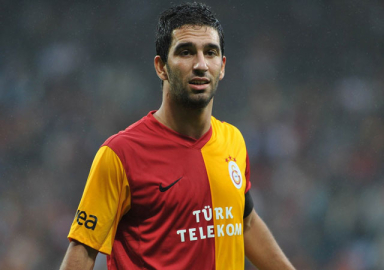 Serdar Ali Çelikler'den Arda Turan yorumu: Aklı fikri Galatasaray'da!