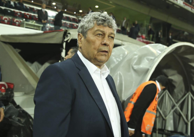 Beşiktaş, Lucescu'yla el sıkıştı