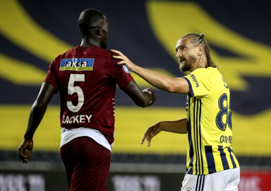 Fenerbahçe 9 kişi kalan Hatayspor ile berabere kaldı