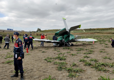 İstanbul'da düşen eğitim uçağının pilotu hayatını kaybetti