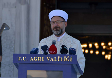 Ali Erbaş, Recep Tayyip Erdoğan Camii'nin açılışını yaptı