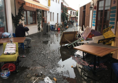 Kandilli'den İzmir için tsunami uyarısı