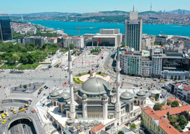 Taksim Camii yarın açılıyor