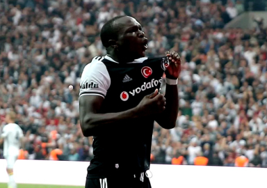 Beşiktaş taraftarı çıldırdı! Aboubakar, Al Nassr'da!