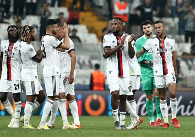 Beşiktaş zorlu Ajax deplasmanında! ilk 11'ler belli oldu