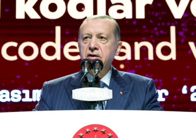 Cumhurbaşkanı Erdoğan'dan başörtüsü için referandum çağrısı