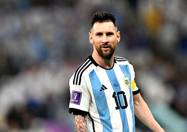 Lionel Messi bir rekor daha kırdı