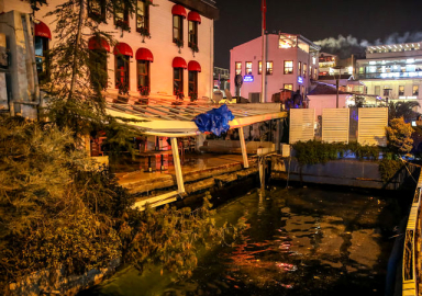 İstanbul Bebek'te iskele çöktü! 4 kişi yaralandı