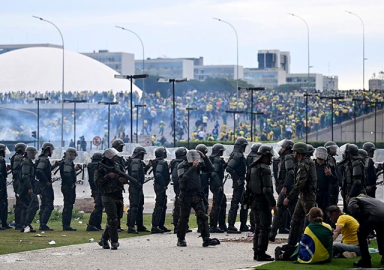 Brezilya'da Bolsonaro destekçilerinden Kongre baskını