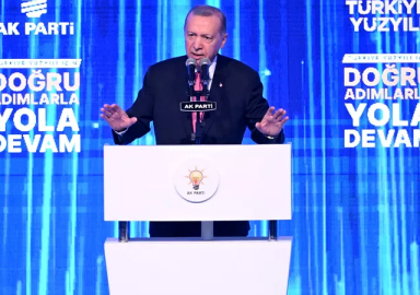 Erdoğan'dan gençlere müjde: Üniversite öğrencilerine vergi muafiyeti geliyor