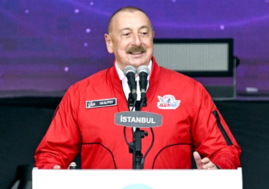 Aliyev duyurdu: Azerbaycan'da Bayraktar Merkezi kurulacak!