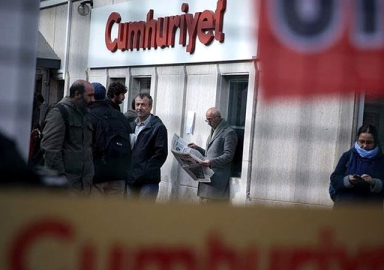 Cumhuriyet rüşveti itiraf etti: Para alındı ancak...