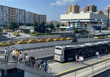 İstanbul'da şaşırtan görüntü! Trafik yoğunluğu yüzde 9