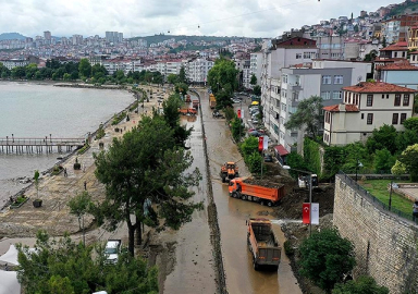 Karadeniz’e turuncu kodlu uyarı: Şiddetli yağışlar devam edecek