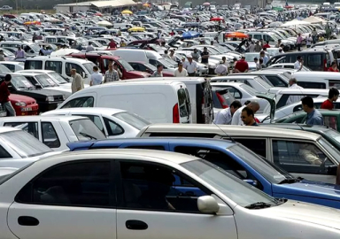 Otomobilde fırsatçılar köşeye sıkıştı! Düşüş sürüyor