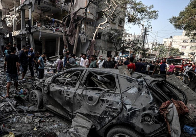 İsrail yine mülteci kampını bombaladı! Çok sayıda ölü ve yaralı var