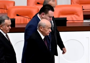 Dem Parti ve CHP'ye tepki! Bahçeli Meclis'i terk etti