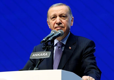 Cumhurbaşkanı Erdoğan: Bol bol şov ve tatil yaptılar, millet hesabını soracak