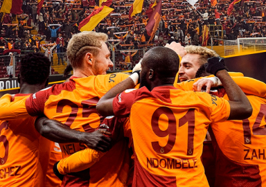 Galatasaray 3 puanı 3 golle aldı