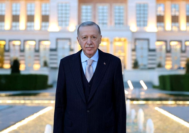 Erdoğan'dan İstanbul'un Fethi Mesajı