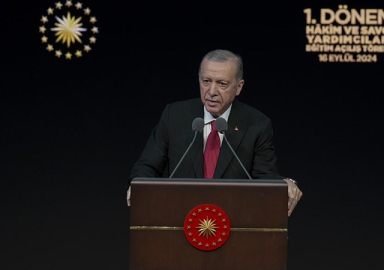 Erdoğan: Çocukların naaşı üzerinden siyasi ve ideolojik hesaba izin vermemeliyiz