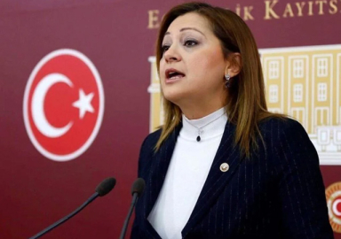 Burcu Köksal'dan parti içine ''Ahmet Özer'' cevabı: Nerede olacağımı ben bilirim