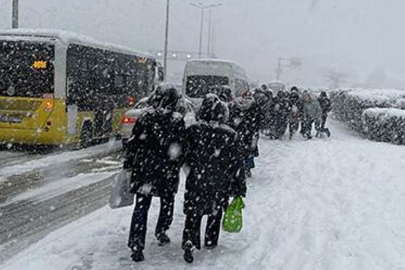 Yarın dışarı çıkarken dikkat: Hava daha da soğuyacak, kar ve yağmur geliyor