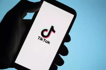 Arnavutluk TikTok’u en az 1 yıl yasakladı