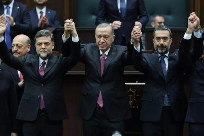 Gelecek Partisi'nden istifa etmişti... AK Parti'ye katıldı